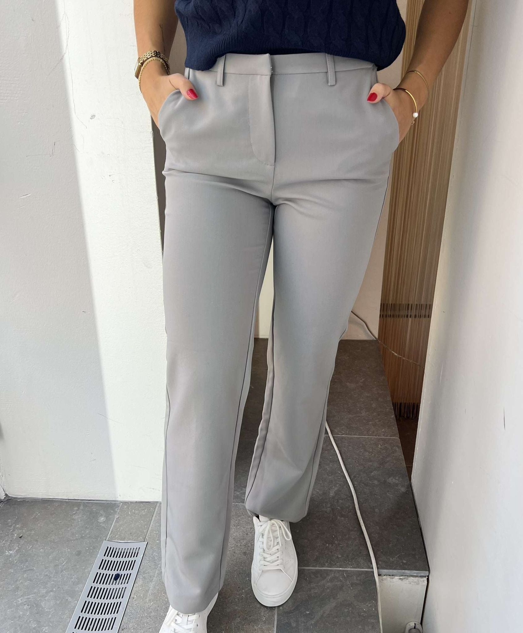 VMCLAIR Trousers - Griffin