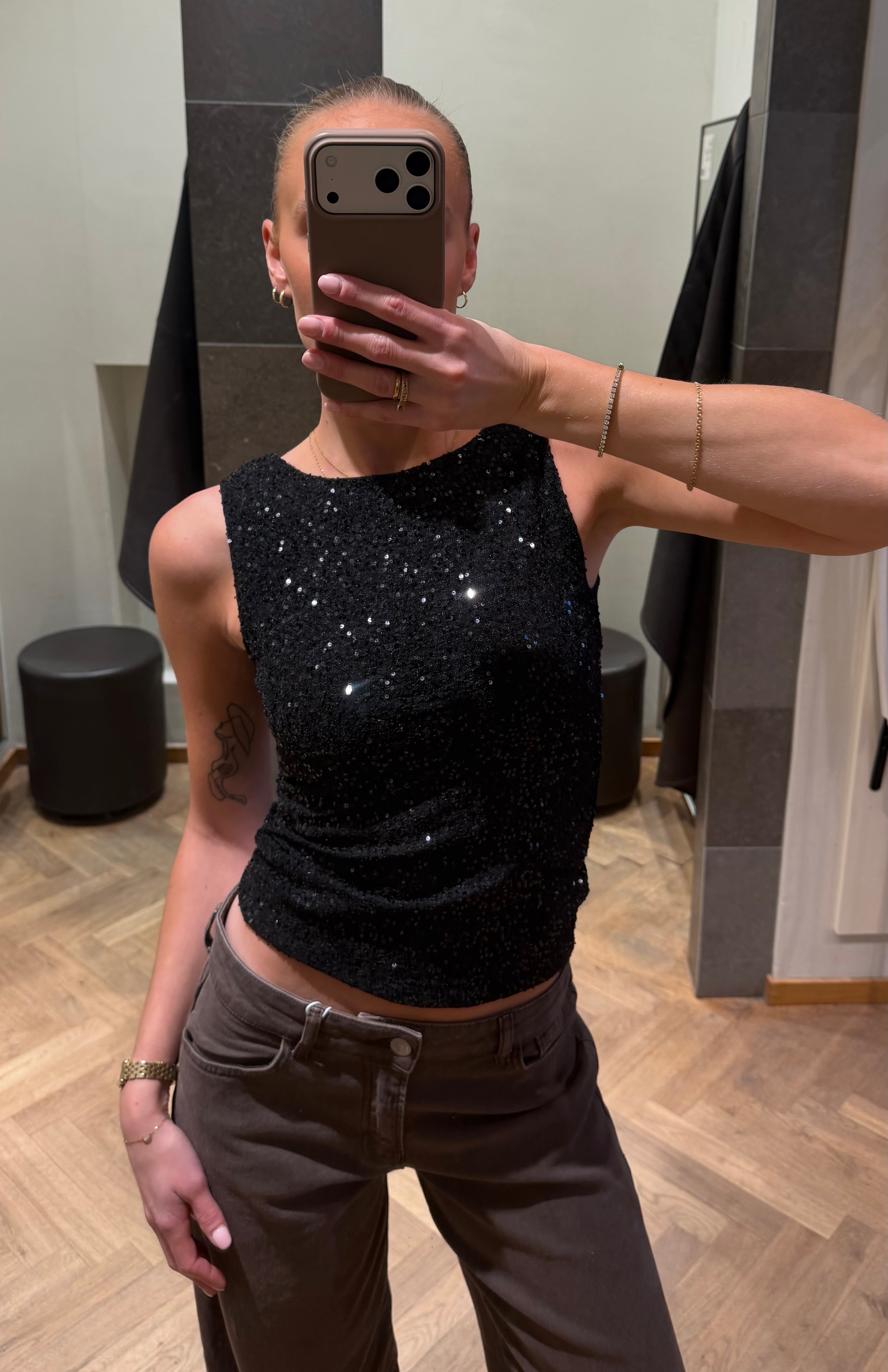 VMCHRISTINA Top - Black