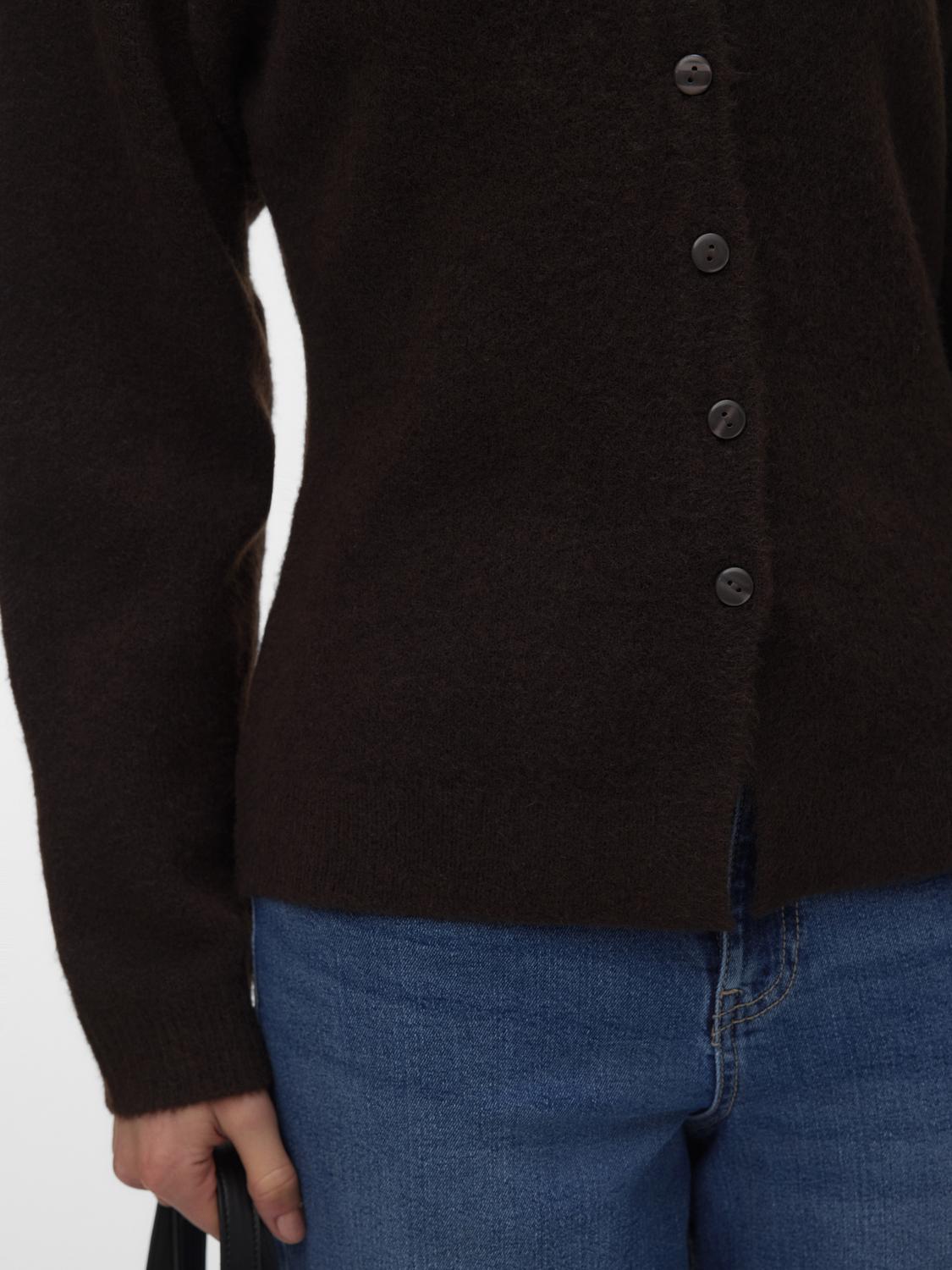model_shot-detail
