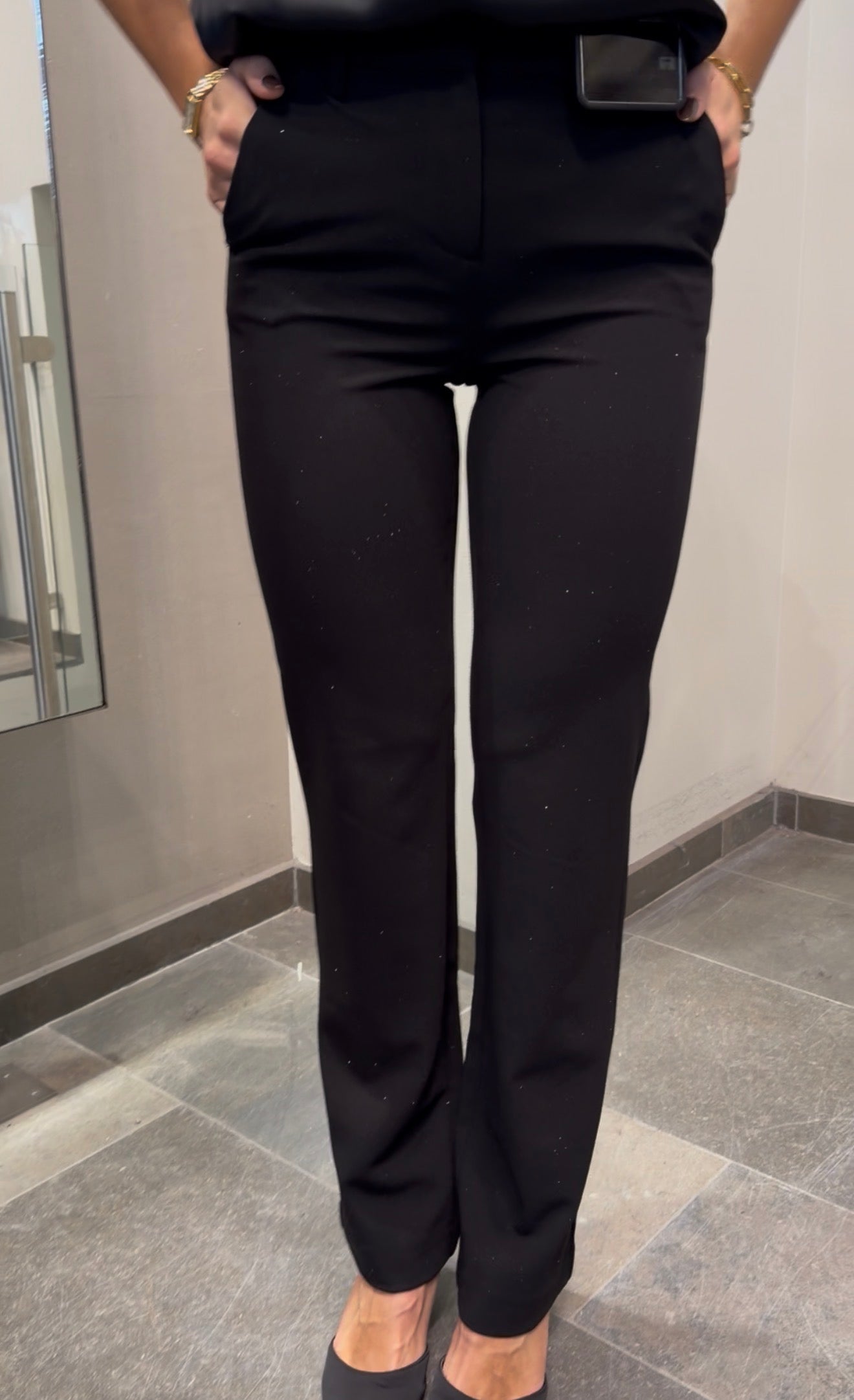 VMZAMIRA Trousers - Black