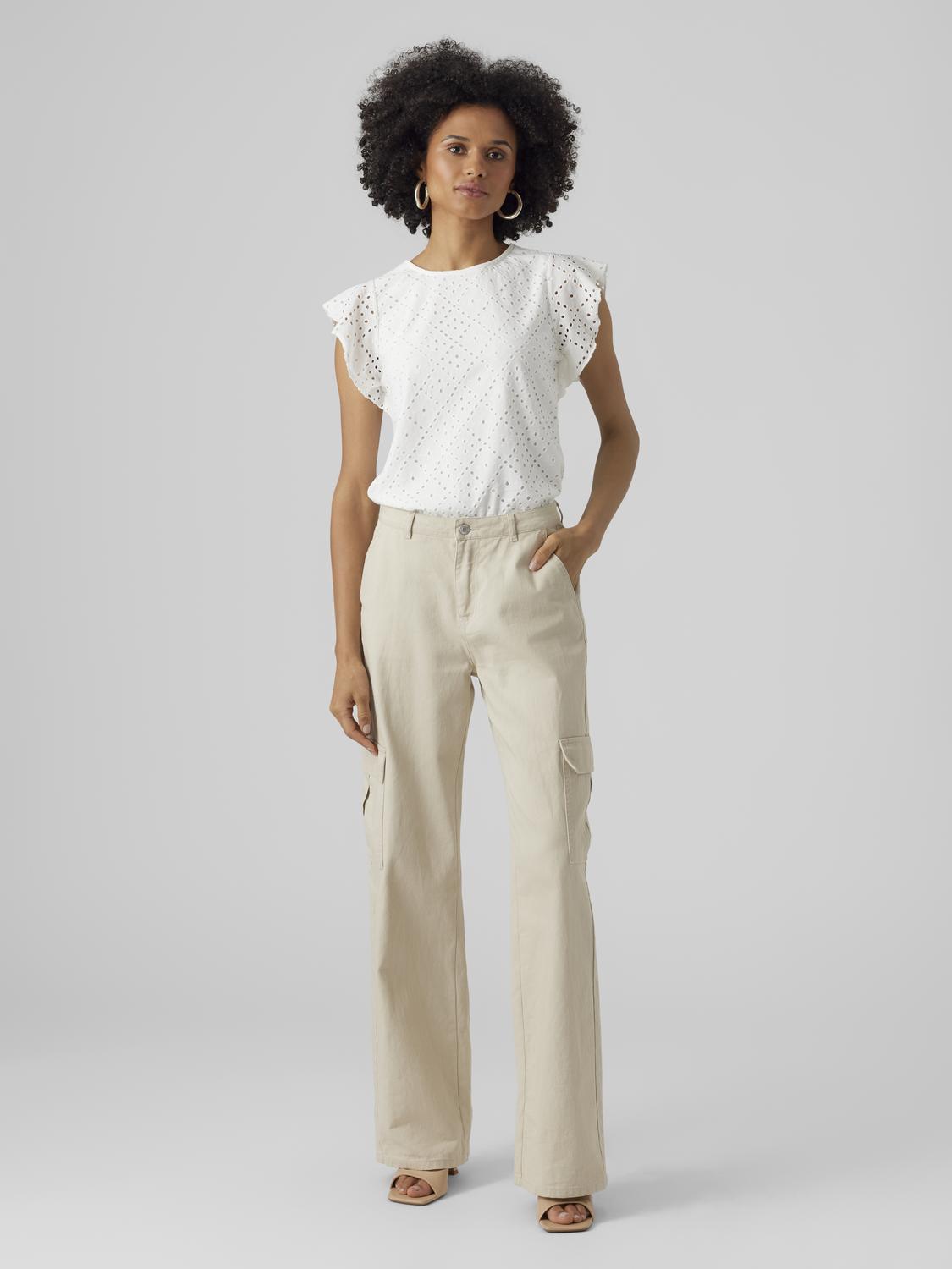 model_shot-front_full