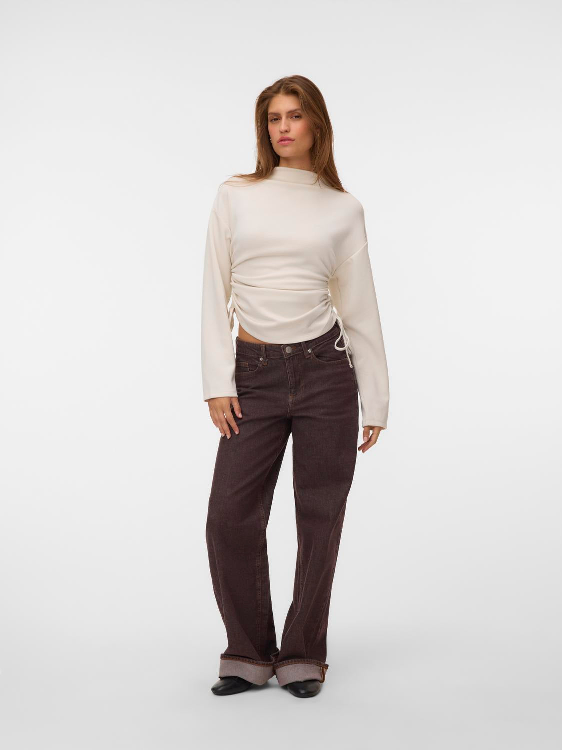 model_shot-front