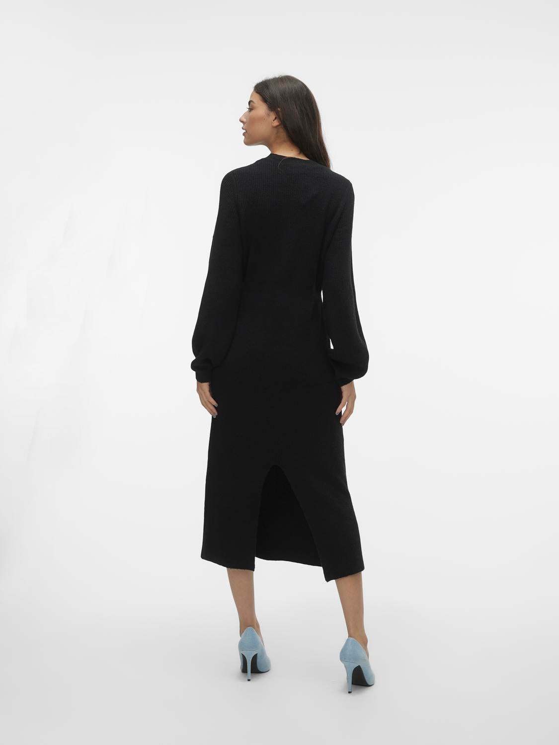 model_shot-back