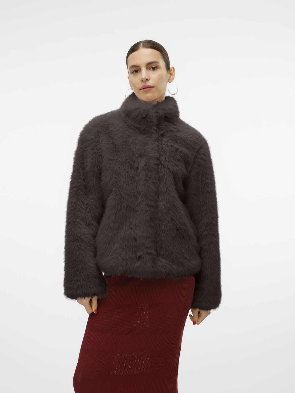 model_shot-front