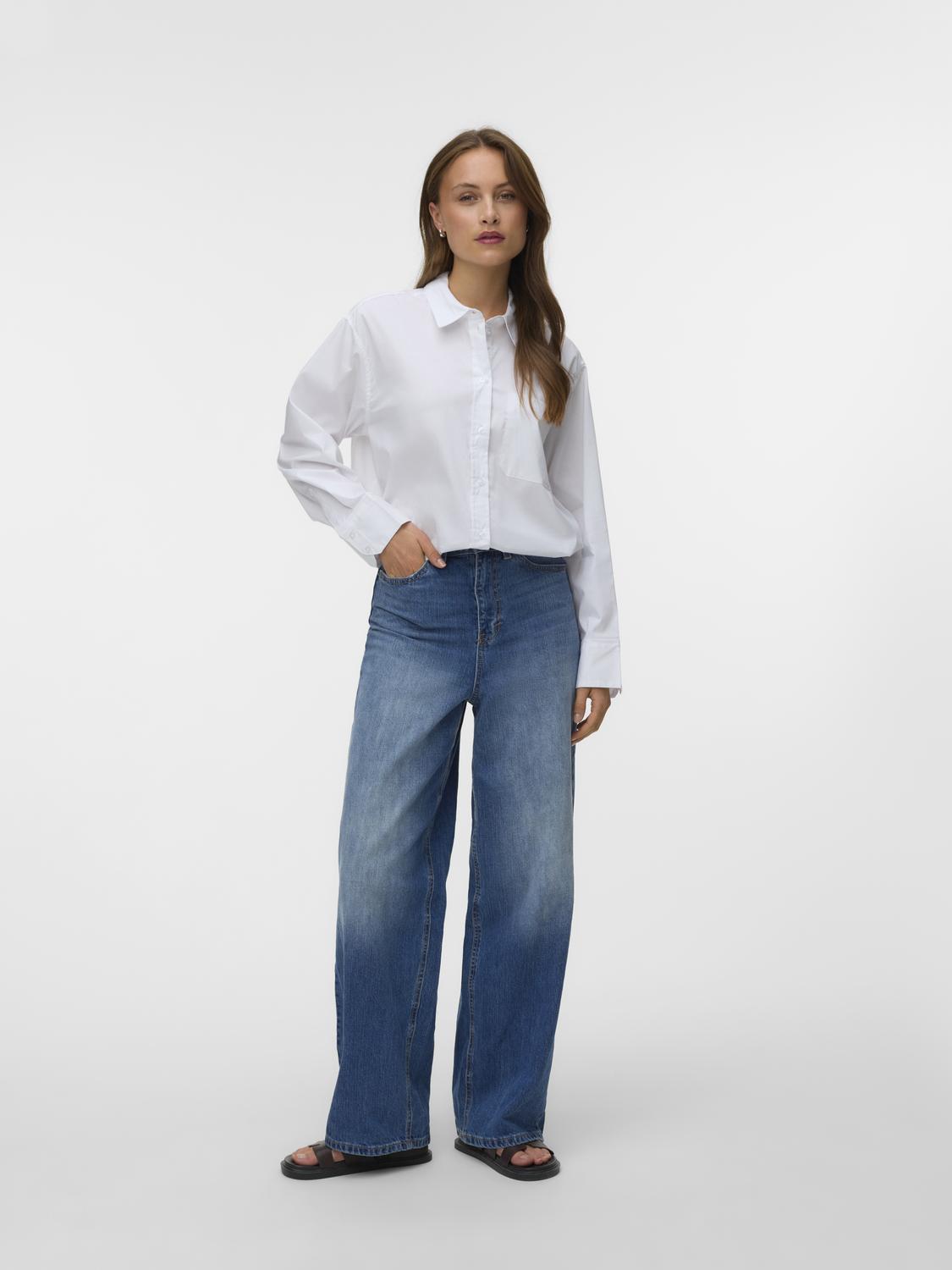 model_shot-front