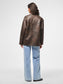 model_shot-back