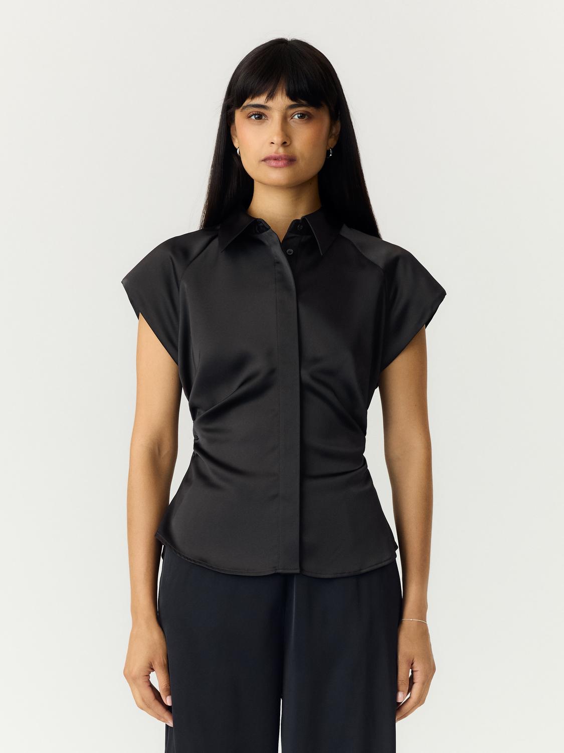 model_shot-front