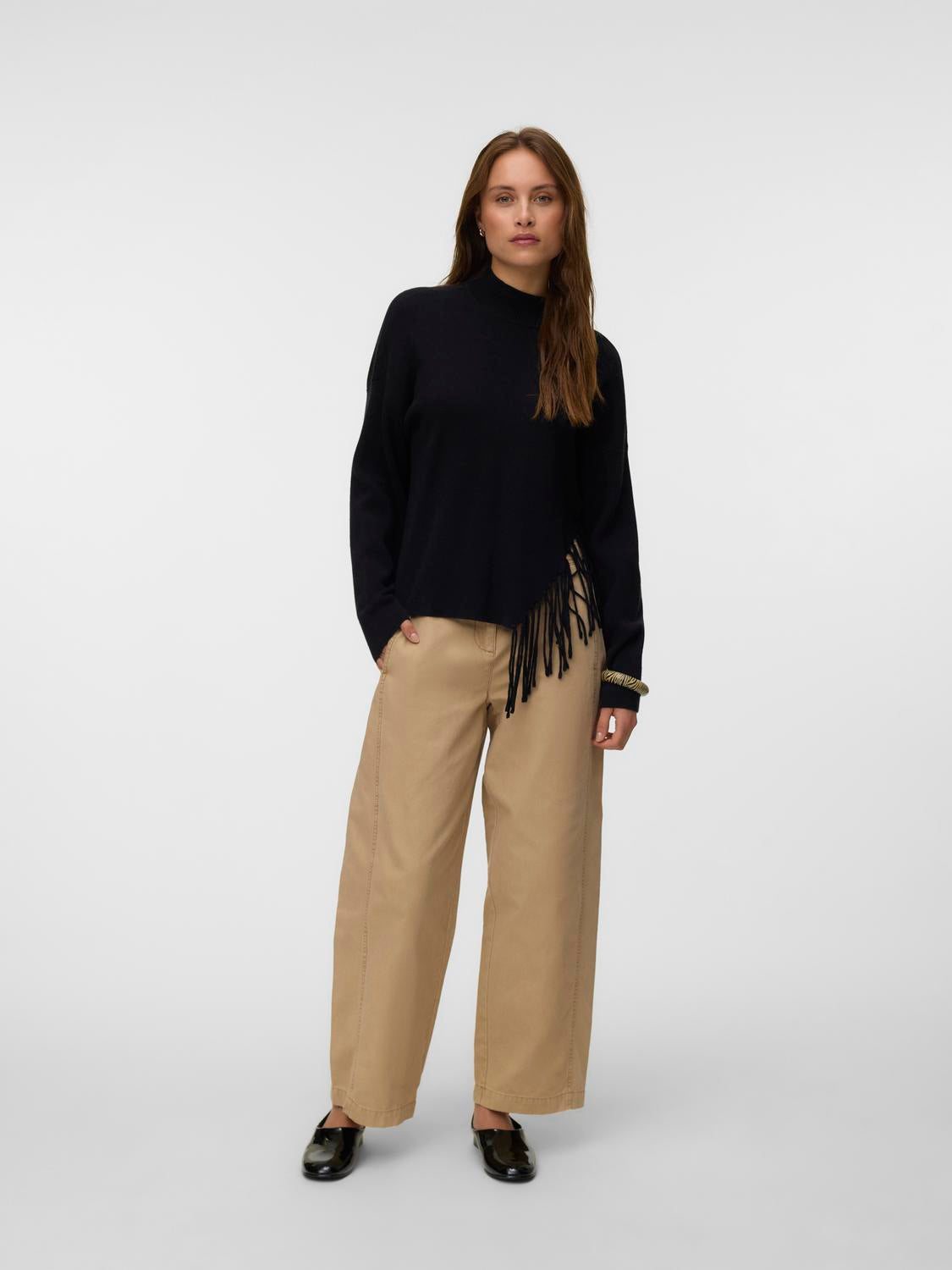 model_shot-front