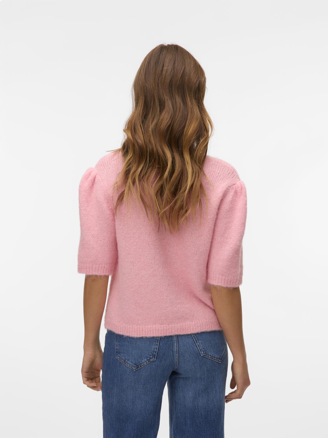 model_shot-back