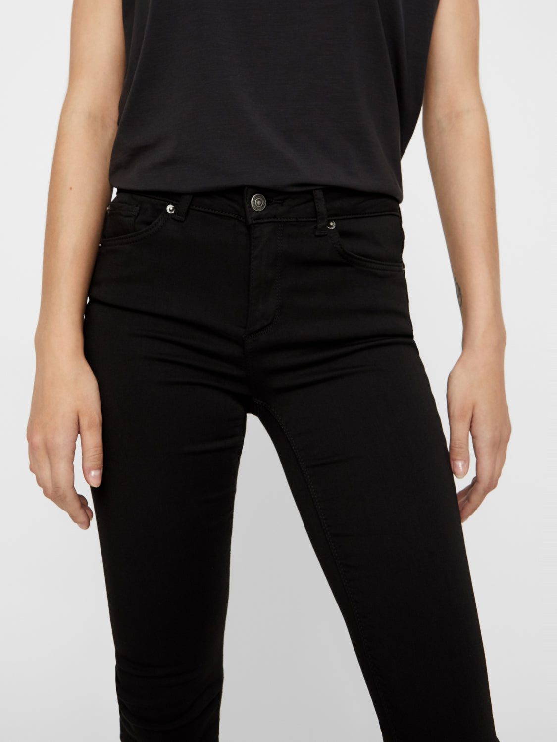 VMLUX Pants - Black
